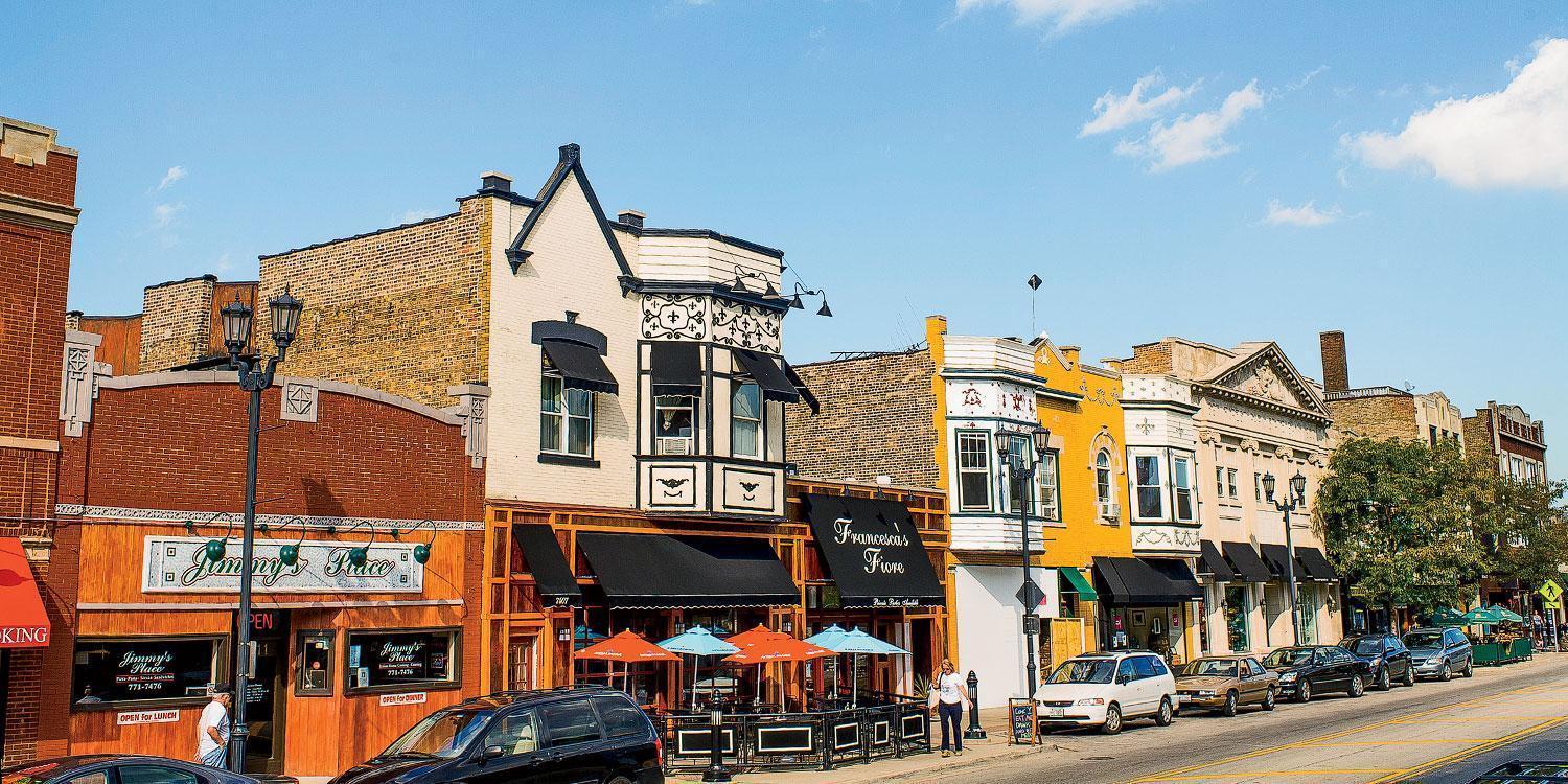 Spacious Home In Downtown Forest Park Exterior photo